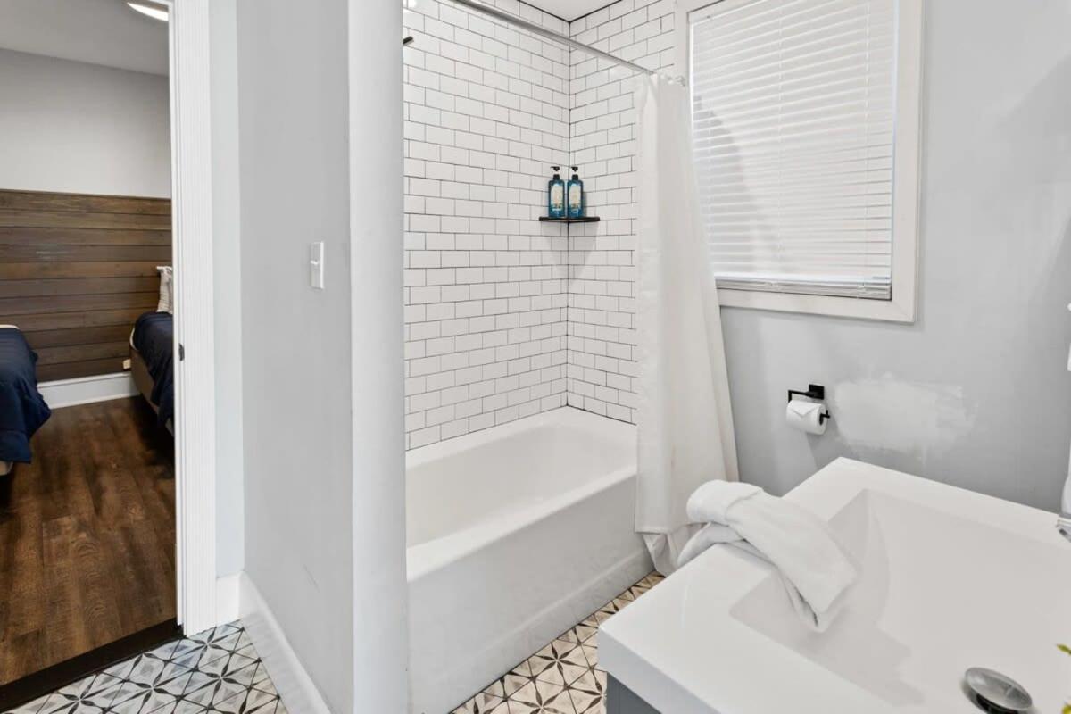 Modern 4Br 2Ba Apt Steps To The Beach Open Living Atlantic City Exterior photo