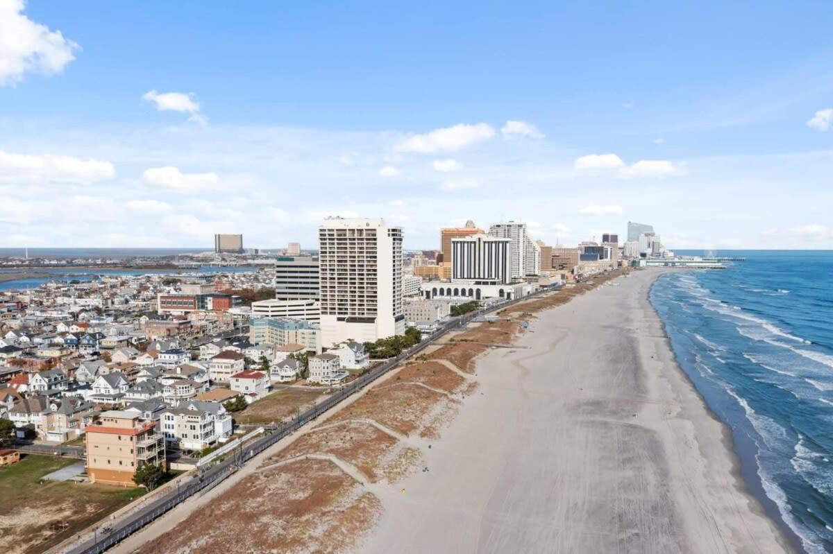 Modern 4Br 2Ba Apt Steps To The Beach Open Living Atlantic City Exterior photo